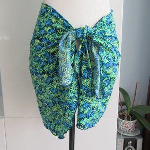 NWOT Hawaii Sarong Swim Beach Coverup Skirt Floral Print Size S/M blue Green